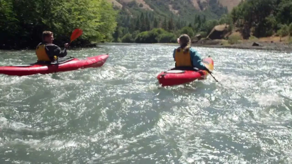 A compact & comfortable light-weight touring kayak